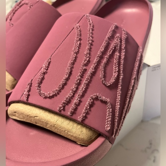 Jordan Slides - Picture 7 of 9